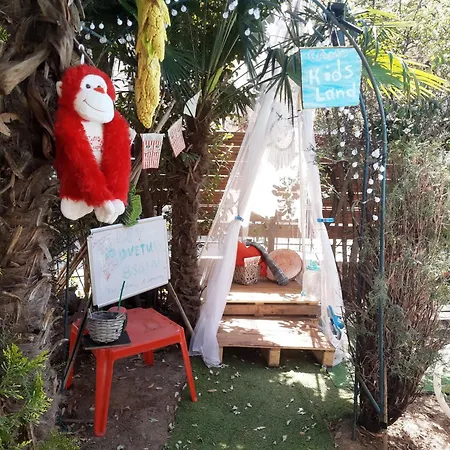 Maisonette With Garden Villa Peraía