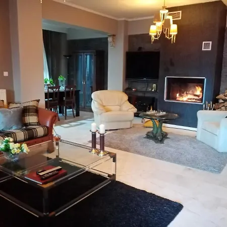 Maisonette With Garden