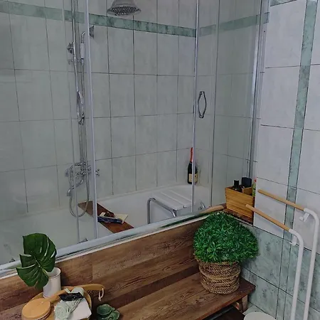 Villa Maisonette With Garden