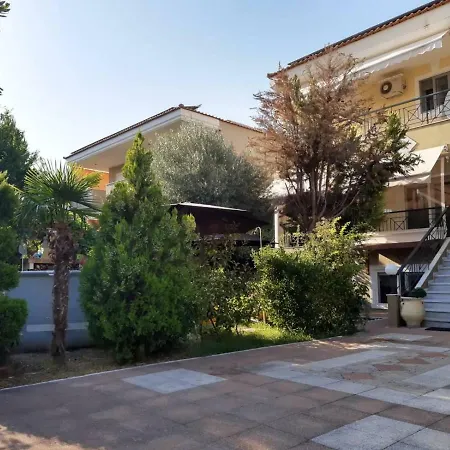 Maisonette With Garden