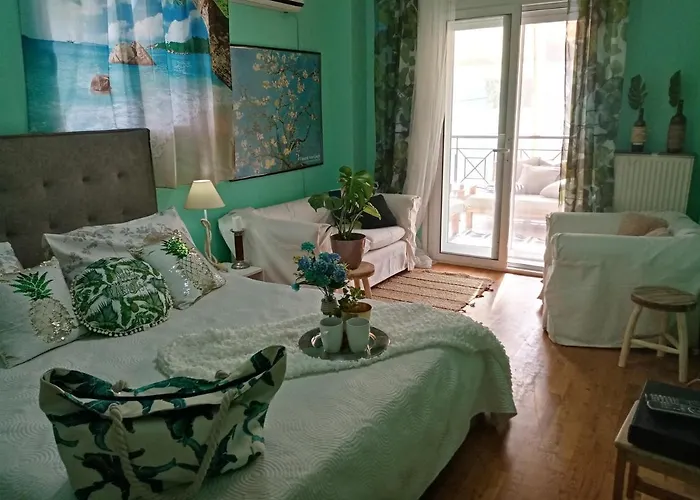 וילה Maisonette With Garden Peraía