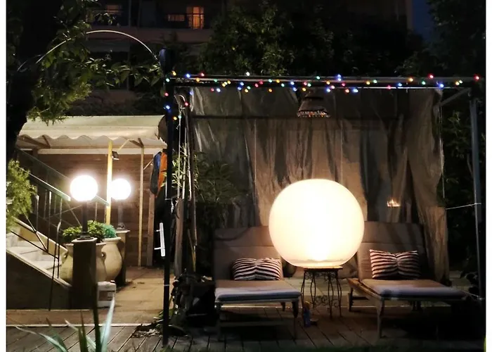 וילה Maisonette With Garden